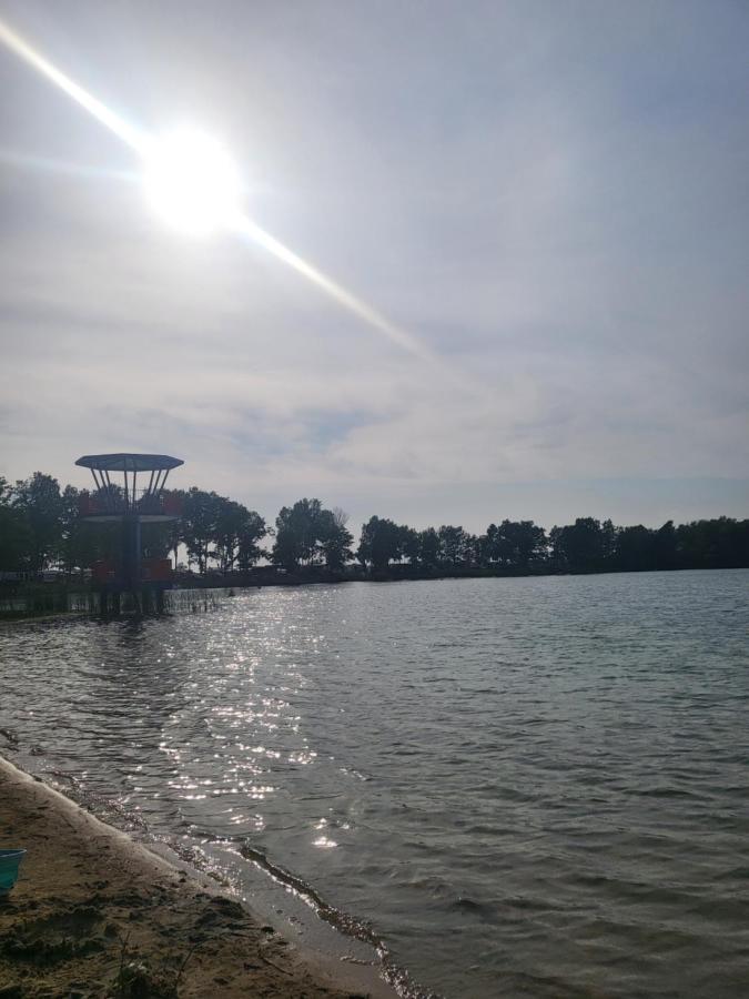 Finnhuette Strandbad Adria Dessau-Rosslau ภายนอก รูปภาพ